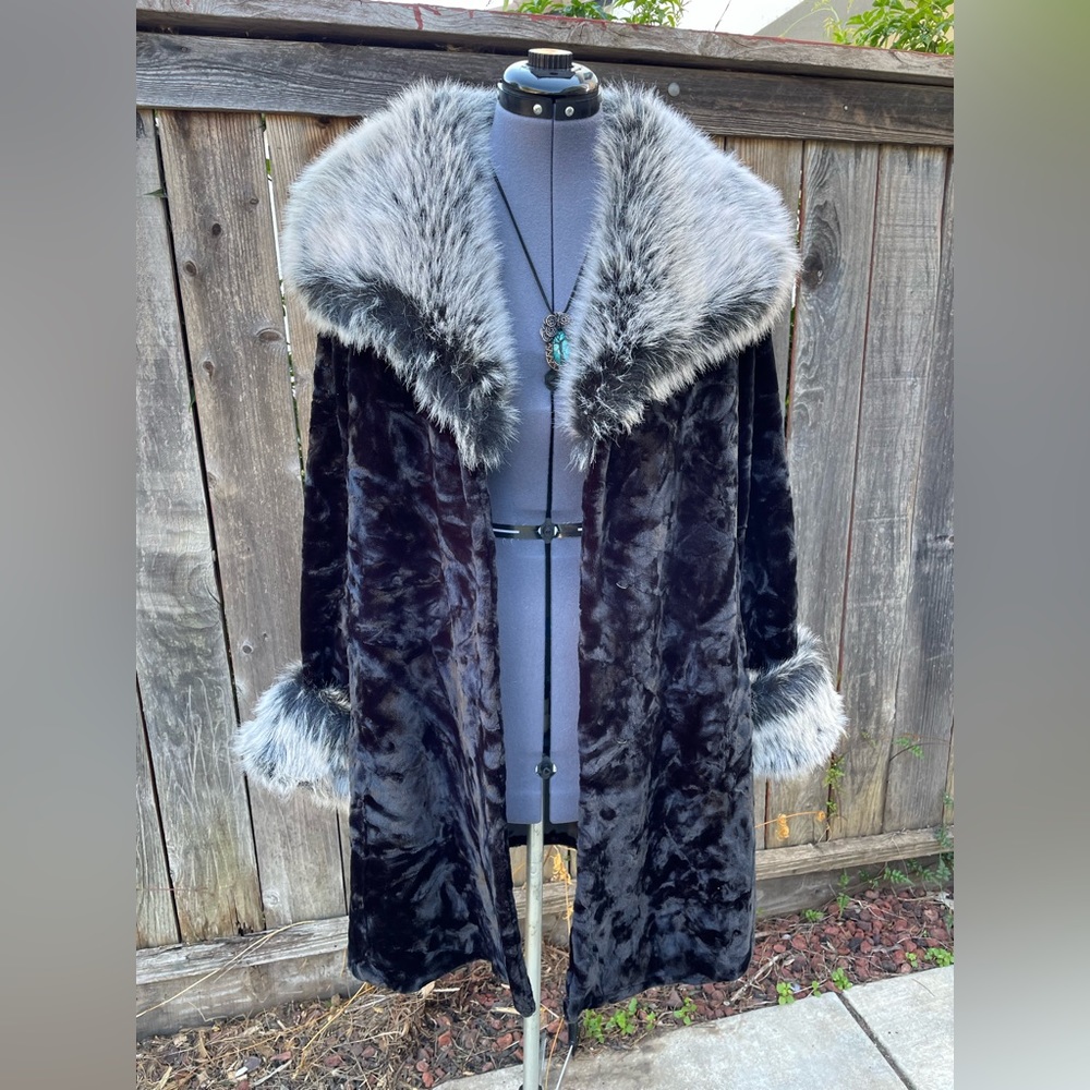 American Vintage Black and Gray Faux Fur Pea Coat - Picture 7 of 16